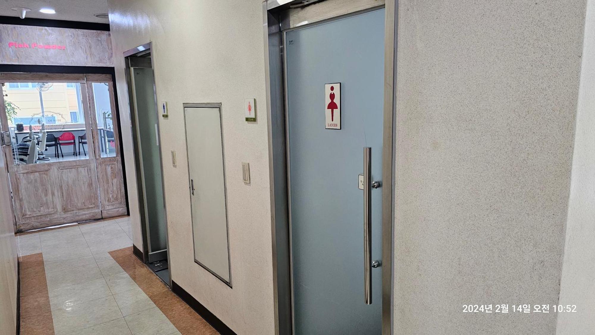 Hongdae Residence-2 1Min From Hongik Uni Station Exit #1 Seoel Buitenkant foto